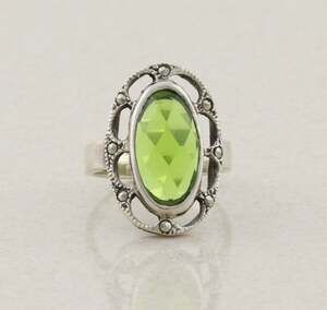 Sterling Silver Cushion Cut Green CZ and Marcasite Ring Size 6 1/2